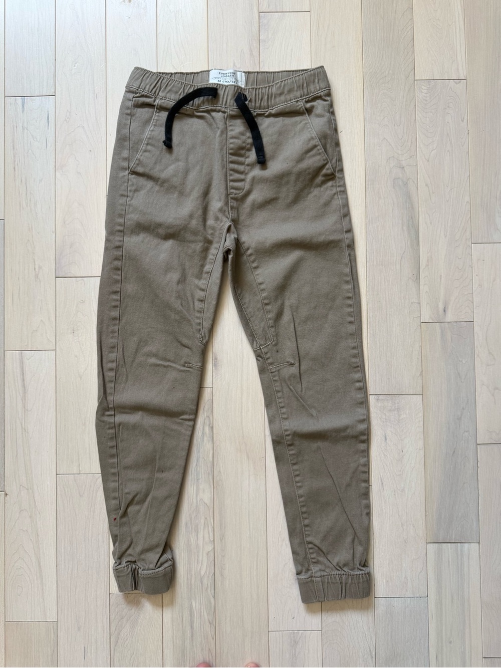 Boy's Casual Jogger Pants in Khaki